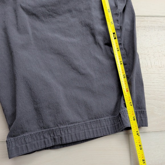 Alaskan Hardgear Free Rein Shorts Mens 34 Standard Fit Stretch Gray Duluth - Picture 10 of 12